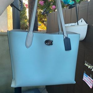 Coach Willow tote
